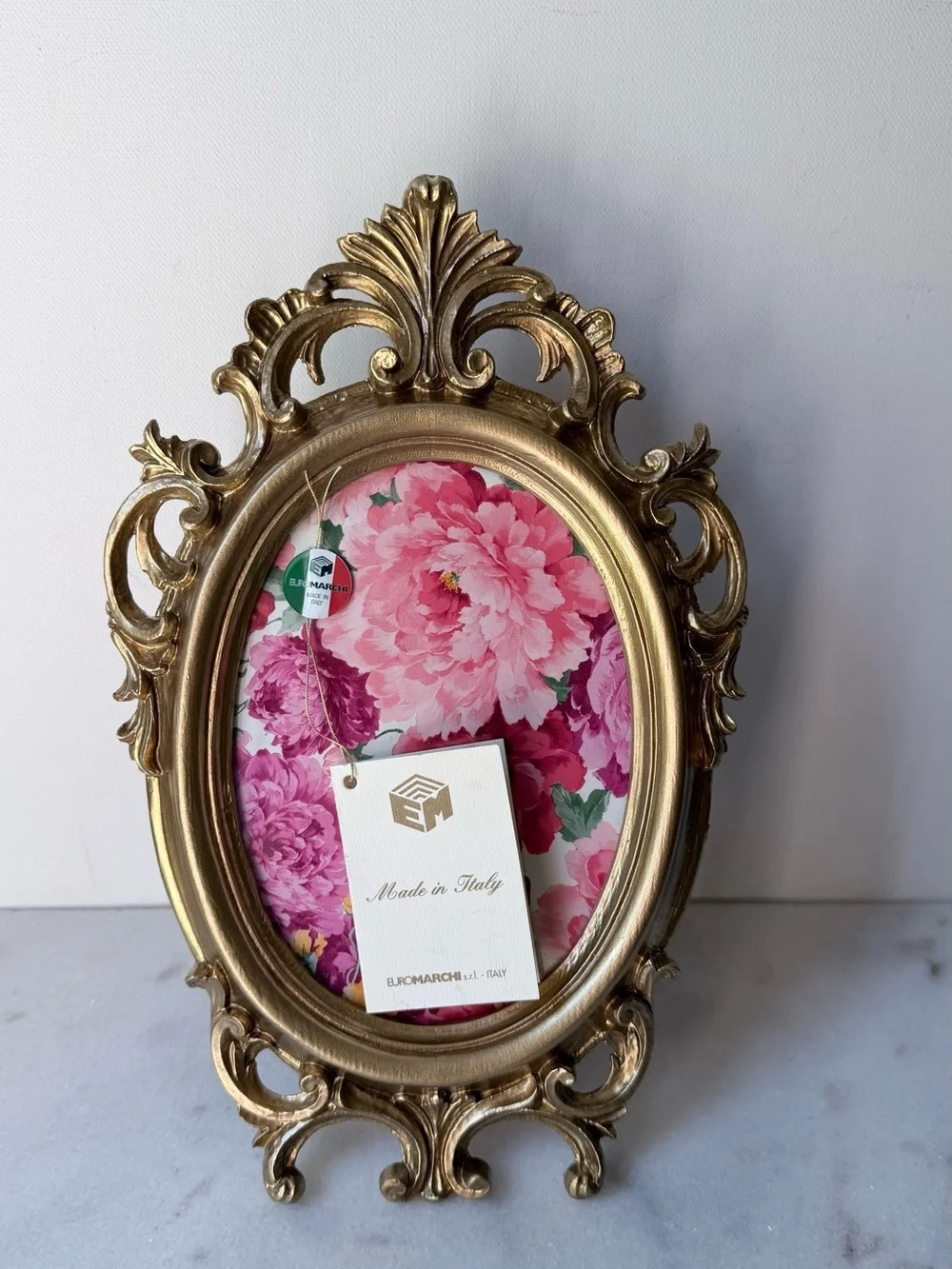 Gold Ornate Oval Decorative Frame carved wood made in Italy